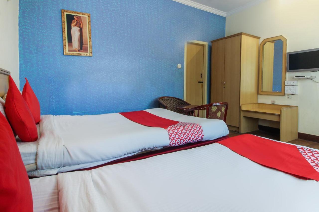 Hotel O Luxury Villas Near Begumpet Airport Hyderabad Exterior photo