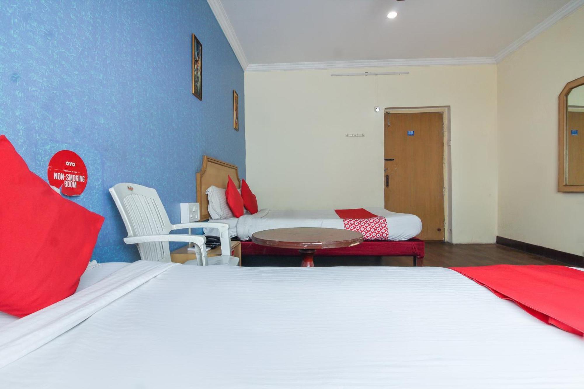 Hotel O Luxury Villas Near Begumpet Airport Hyderabad Exterior photo